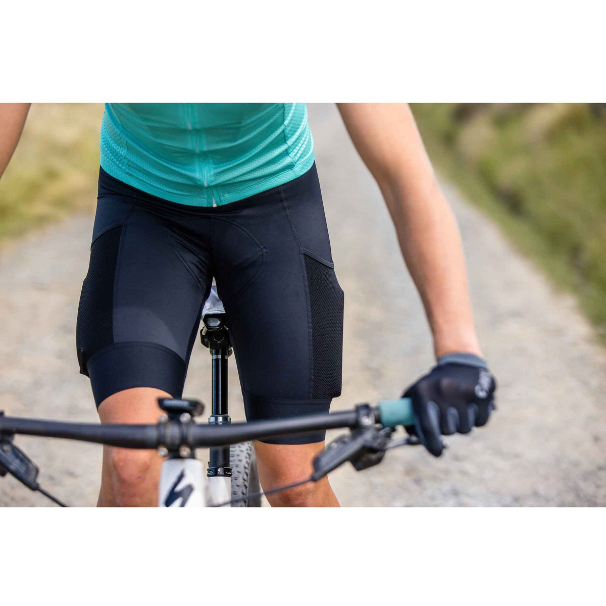 Tineli Core Womens Cargo Bib Shorts Pushbikes